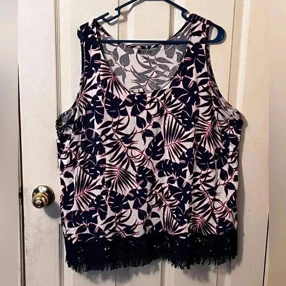 Stylus Women Plus size 3X Floral lace top/blouse Tank Top EUC Spring Summer - Picture 1 of 6